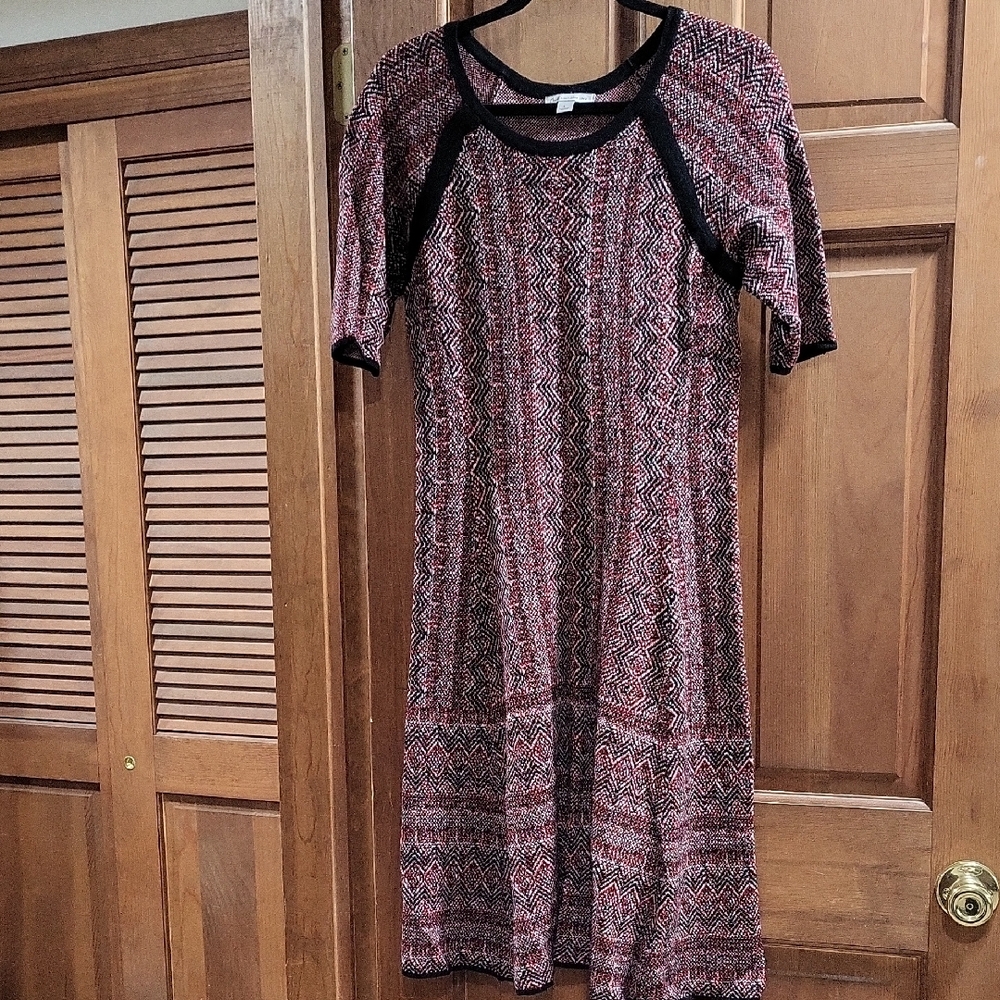 Stylish Women's Dress in Red and Black